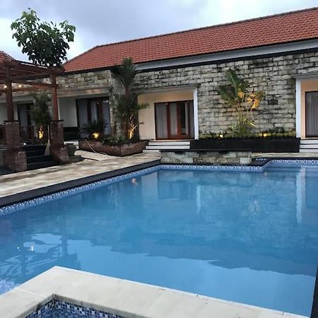 D'Leisure Guest House Ungasan Buitenkant foto